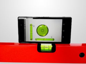 Wasserwage mit Smartphone